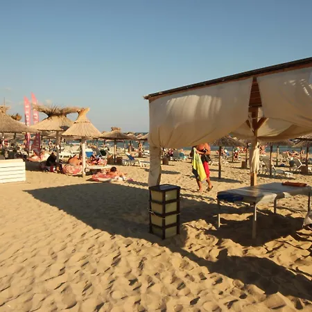 Menada Belle View سفيتي فلاس