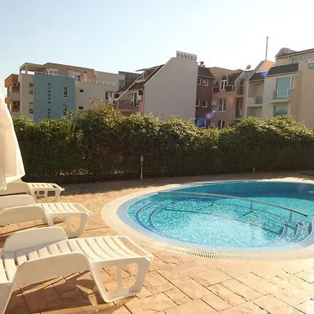 Menada Belle View